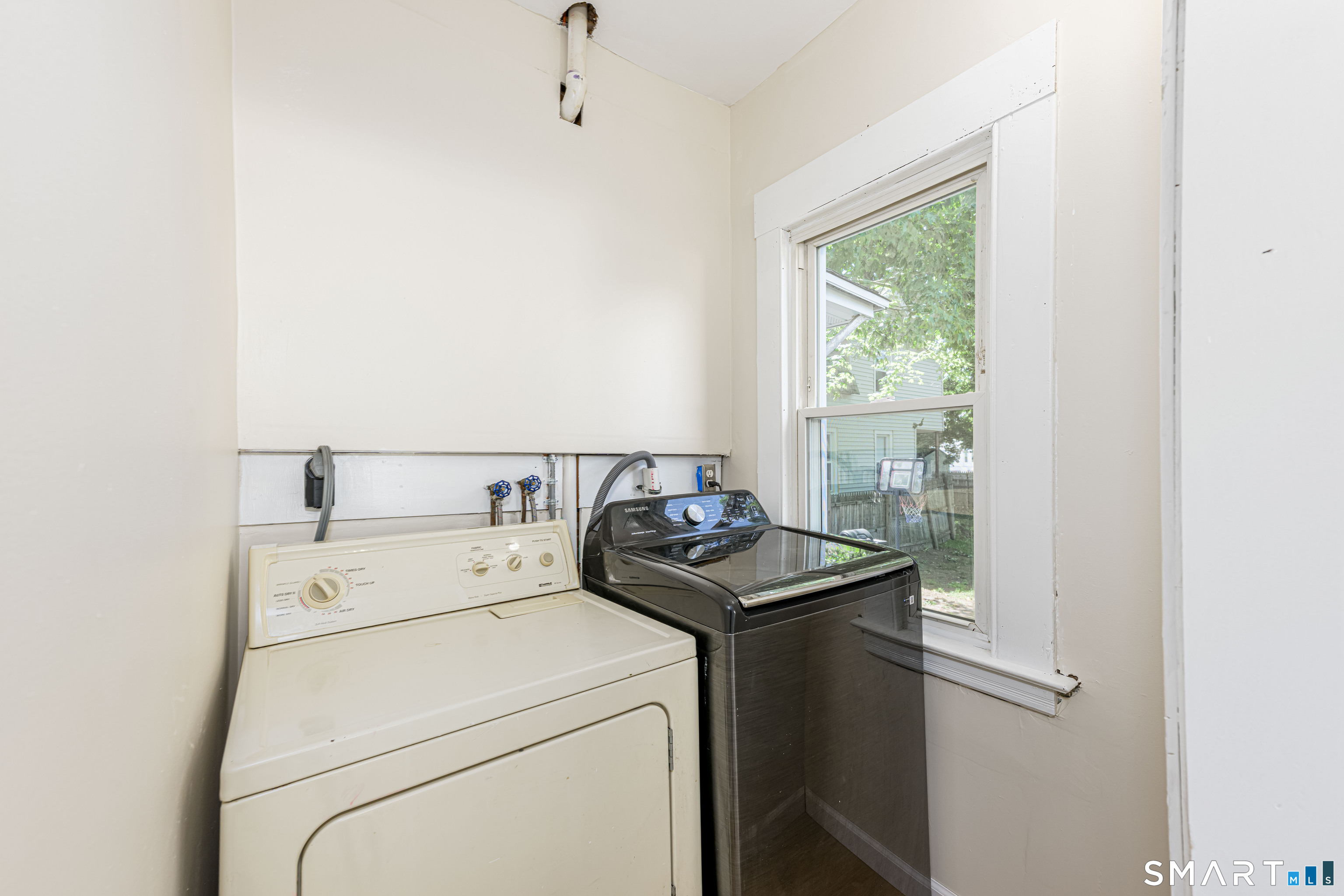 176 Leete Street West Haven CT 06516