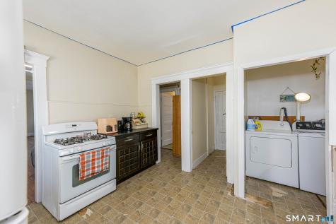 176 Leete Street West Haven CT 06516
