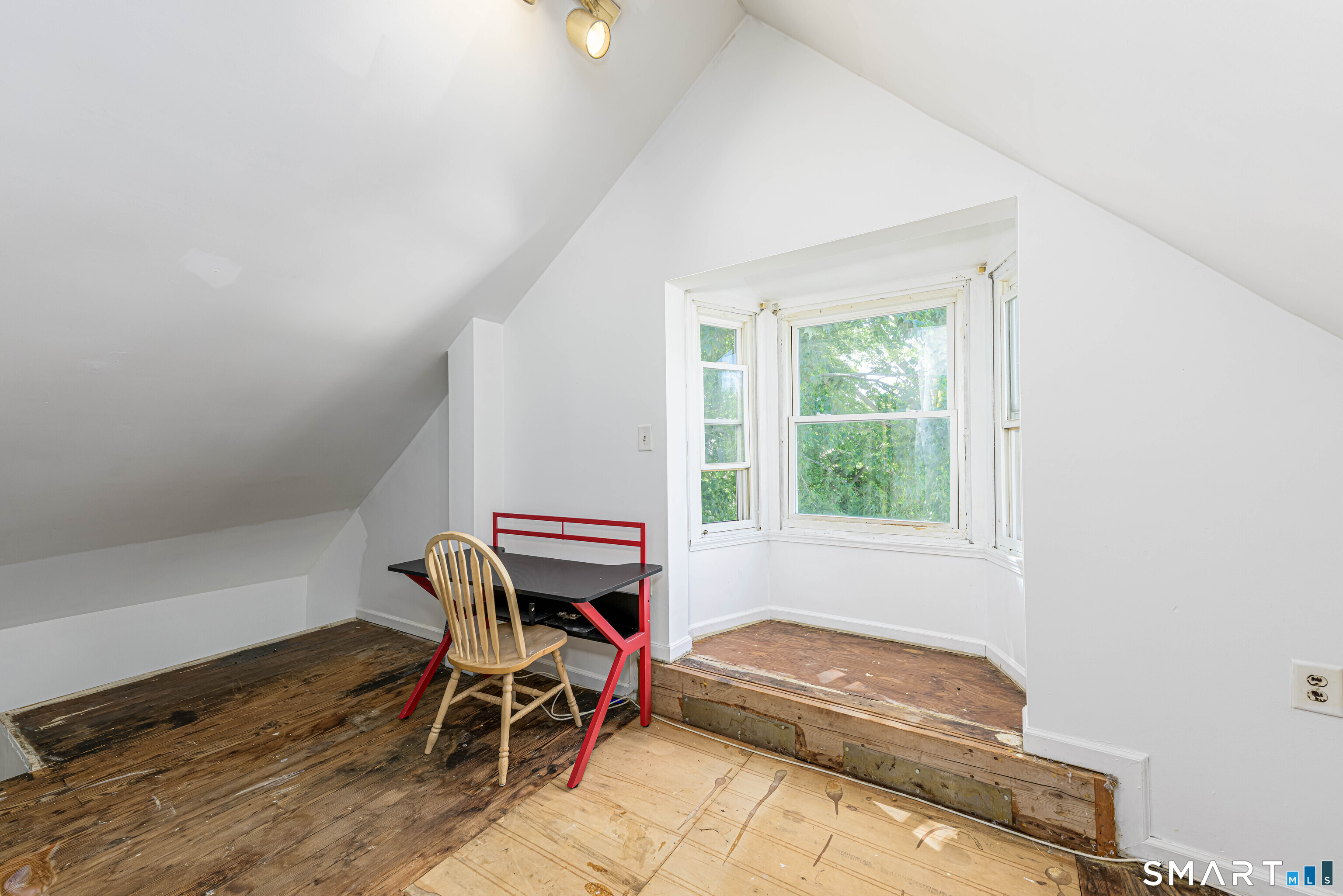 176 Leete Street West Haven CT 06516