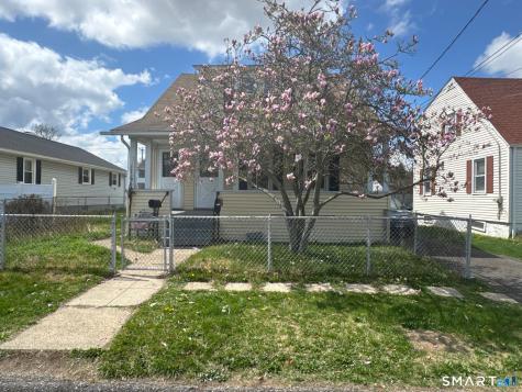 88 Boswell Street Stratford CT 06615