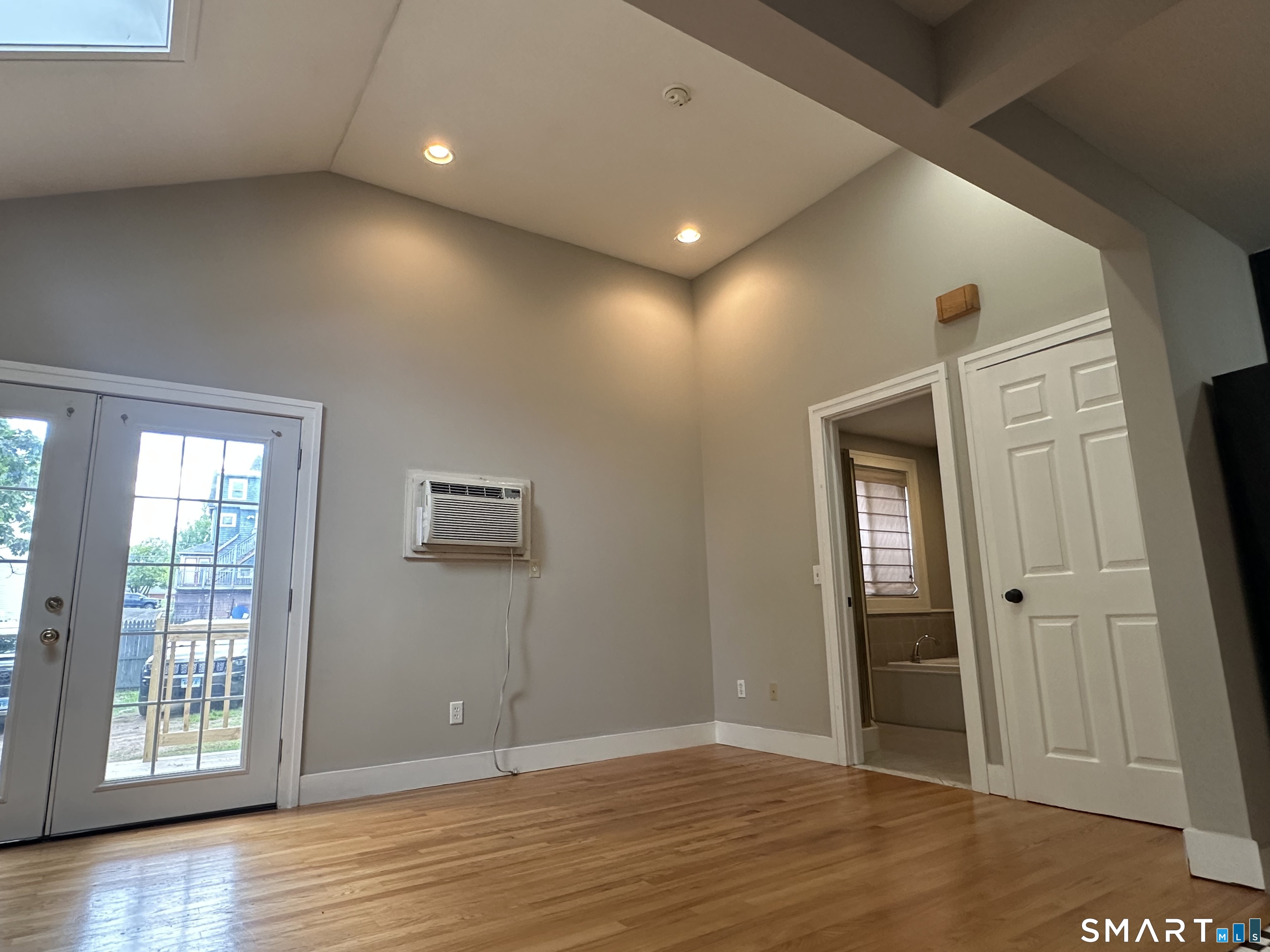 31 Burr Avenue Middletown CT 06457