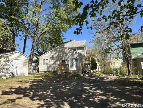 31 Burr Avenue Middletown CT 06457