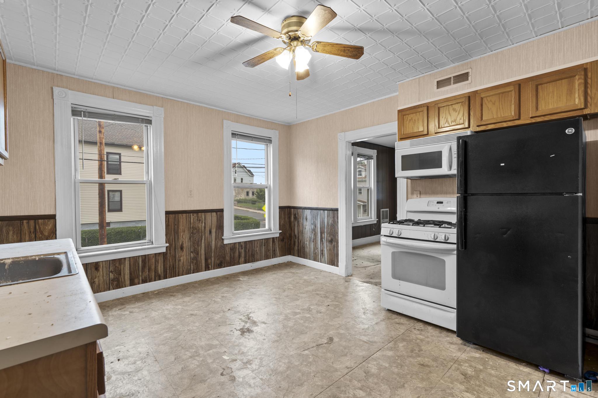 763 Baldwin Street Waterbury CT 06706