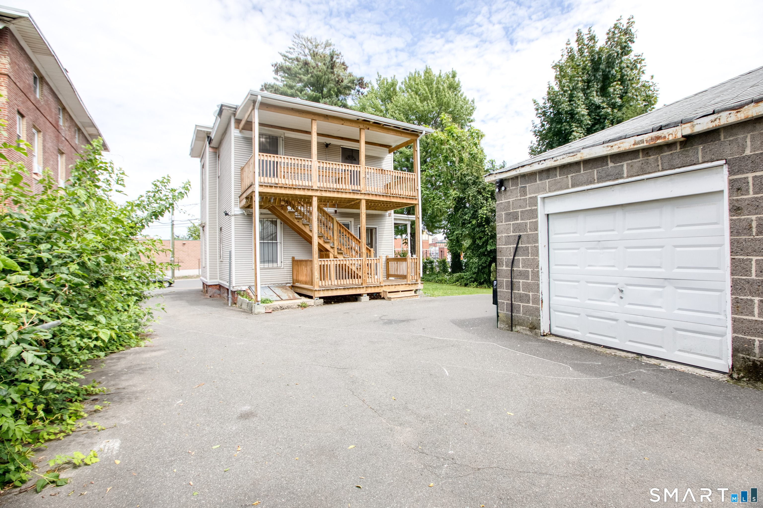 15 Ward Street Hartford CT 06106