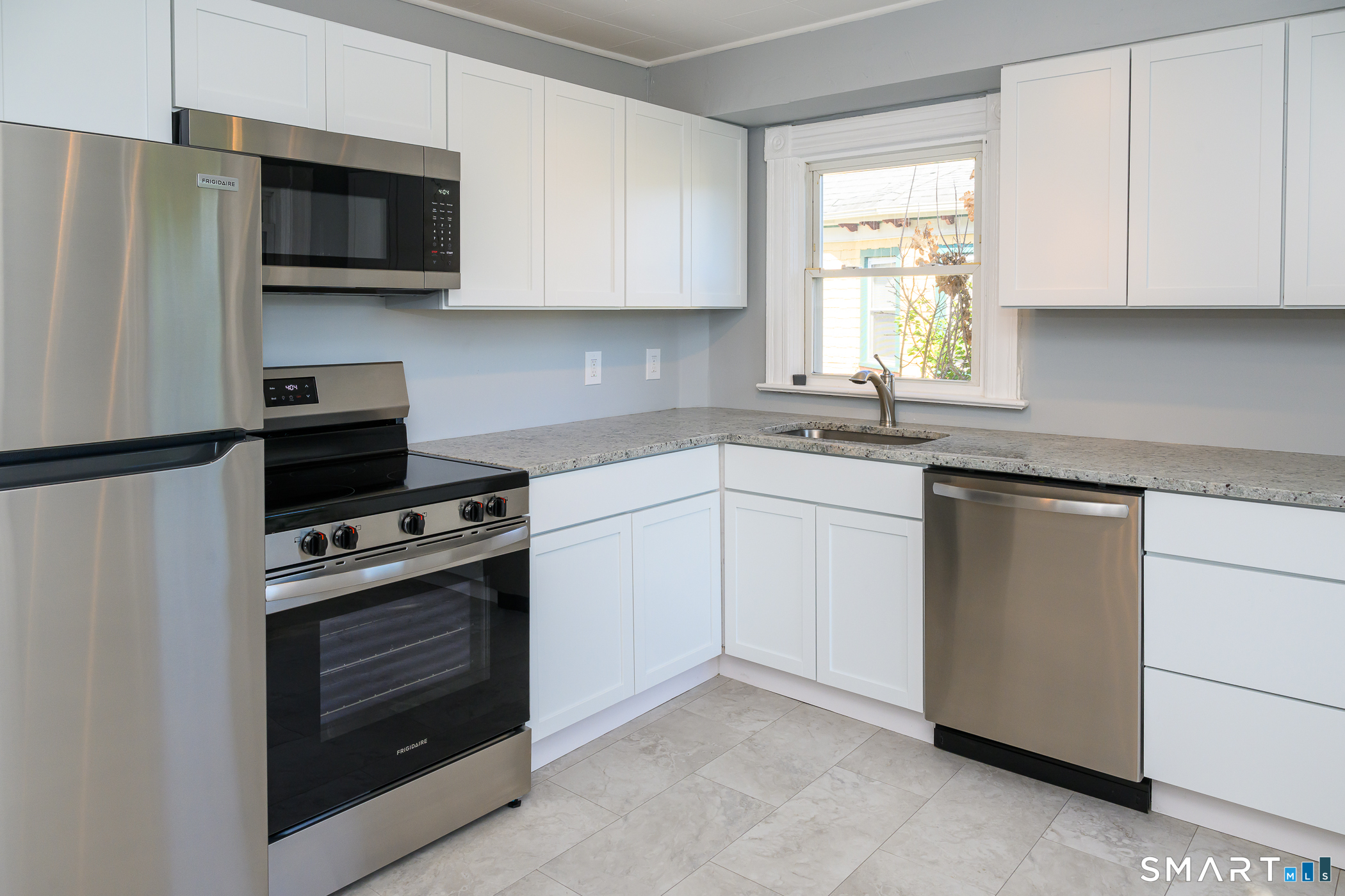 153 Baker Avenue Groton CT 06340