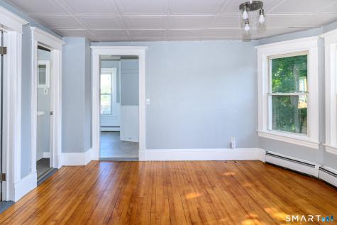 153 Baker Avenue Groton CT 06340