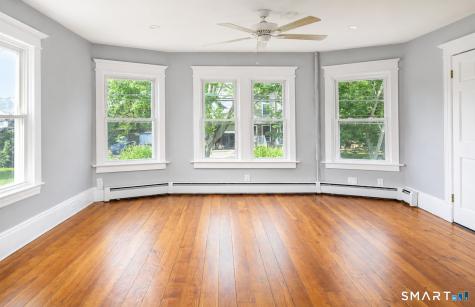 153 Baker Avenue Groton CT 06340