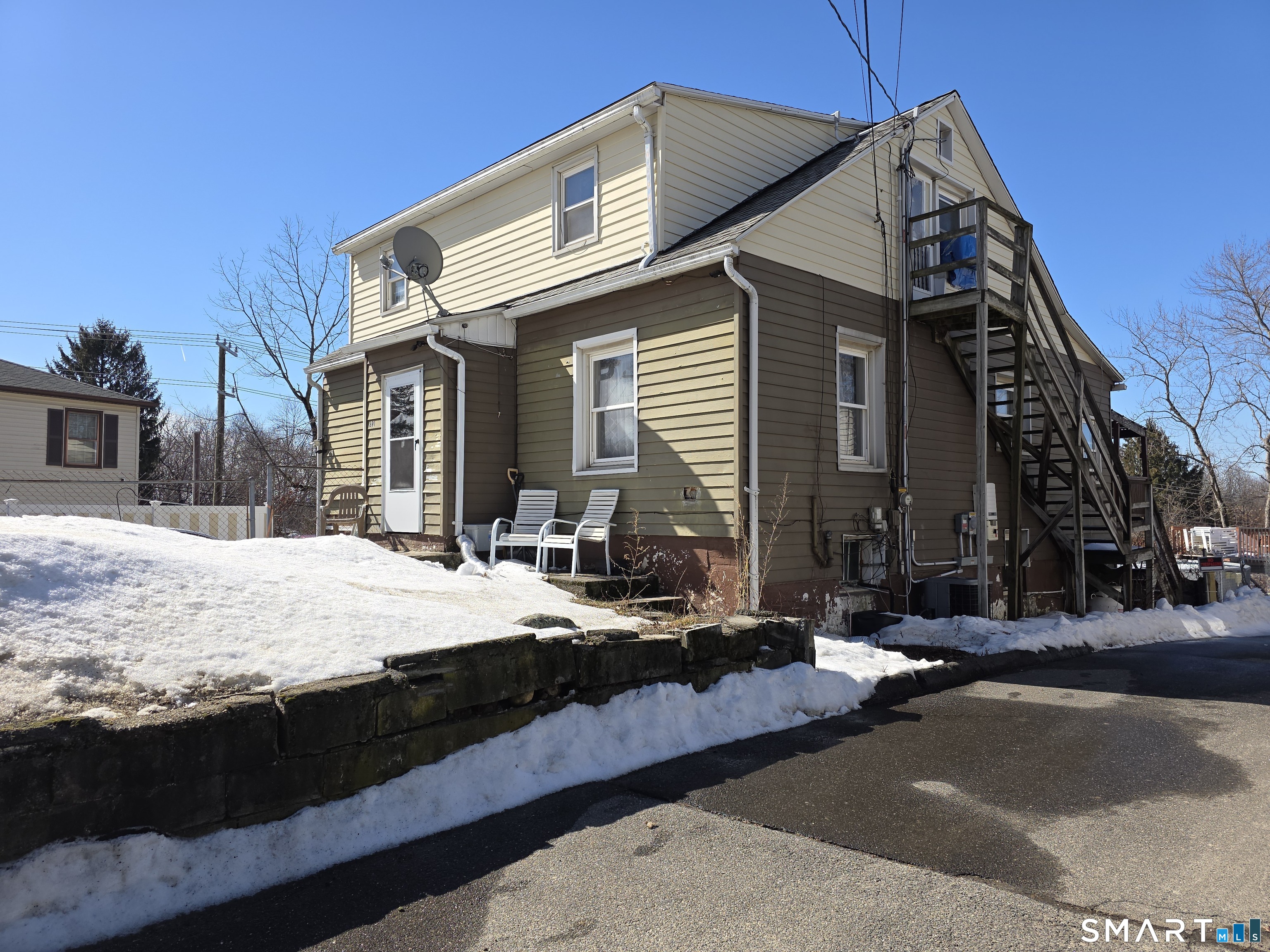 891 Pearl Lake Road Waterbury CT 06706
