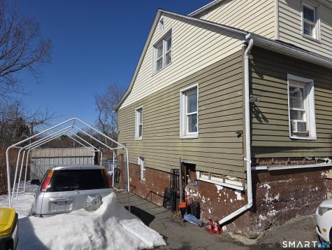 891 Pearl Lake Road Waterbury CT 06706