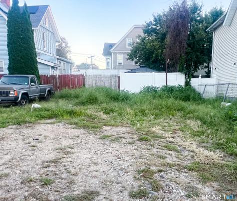235-237 Hanover Street Bridgeport CT 06605