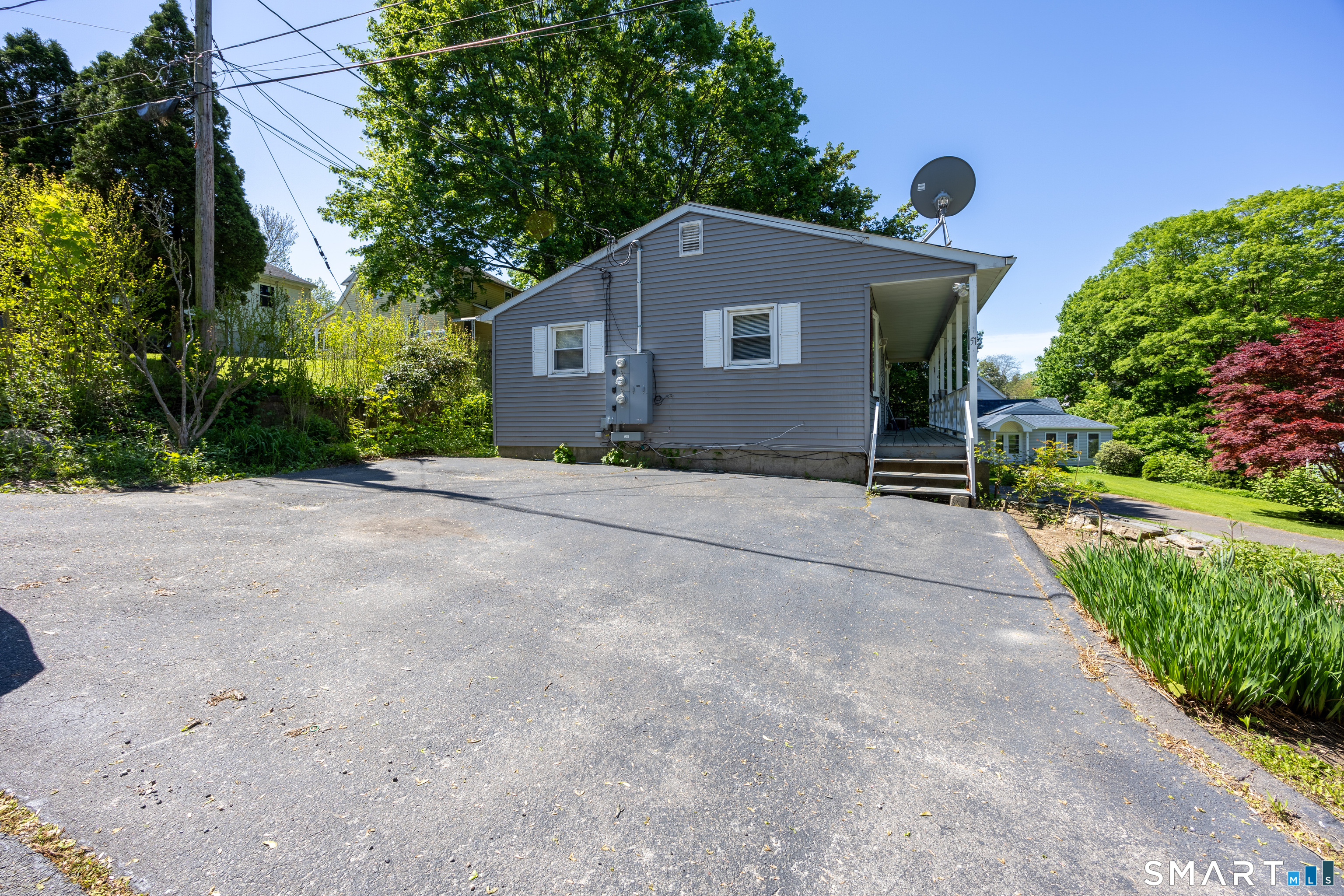 51 Sunbeam Avenue Waterbury CT 06705