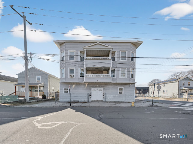 1389 Pembroke Street Bridgeport CT 06608