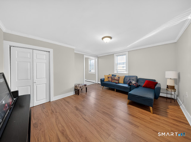 1389 Pembroke Street Bridgeport CT 06608