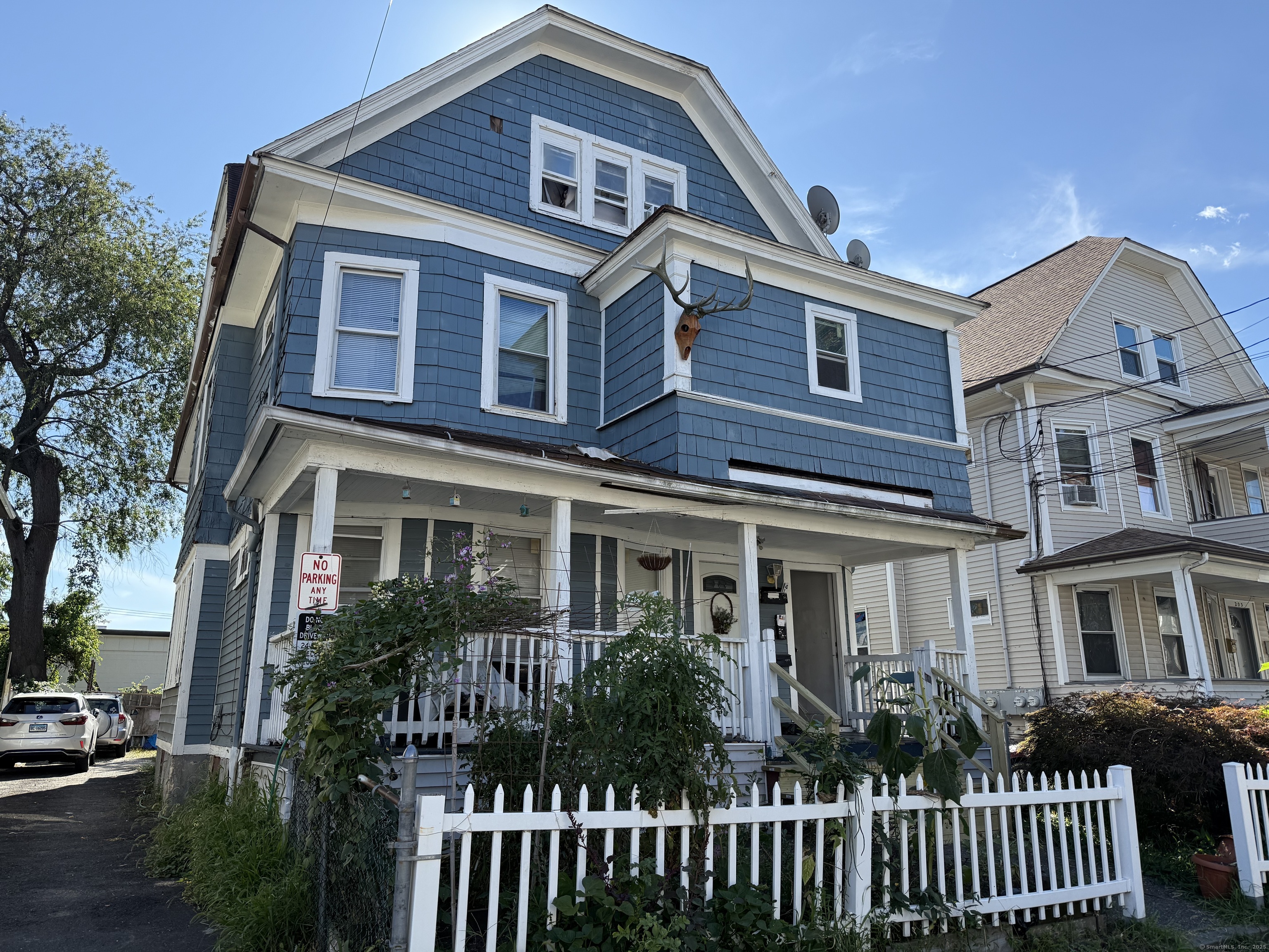 195 Lenox Avenue Bridgeport CT 06605