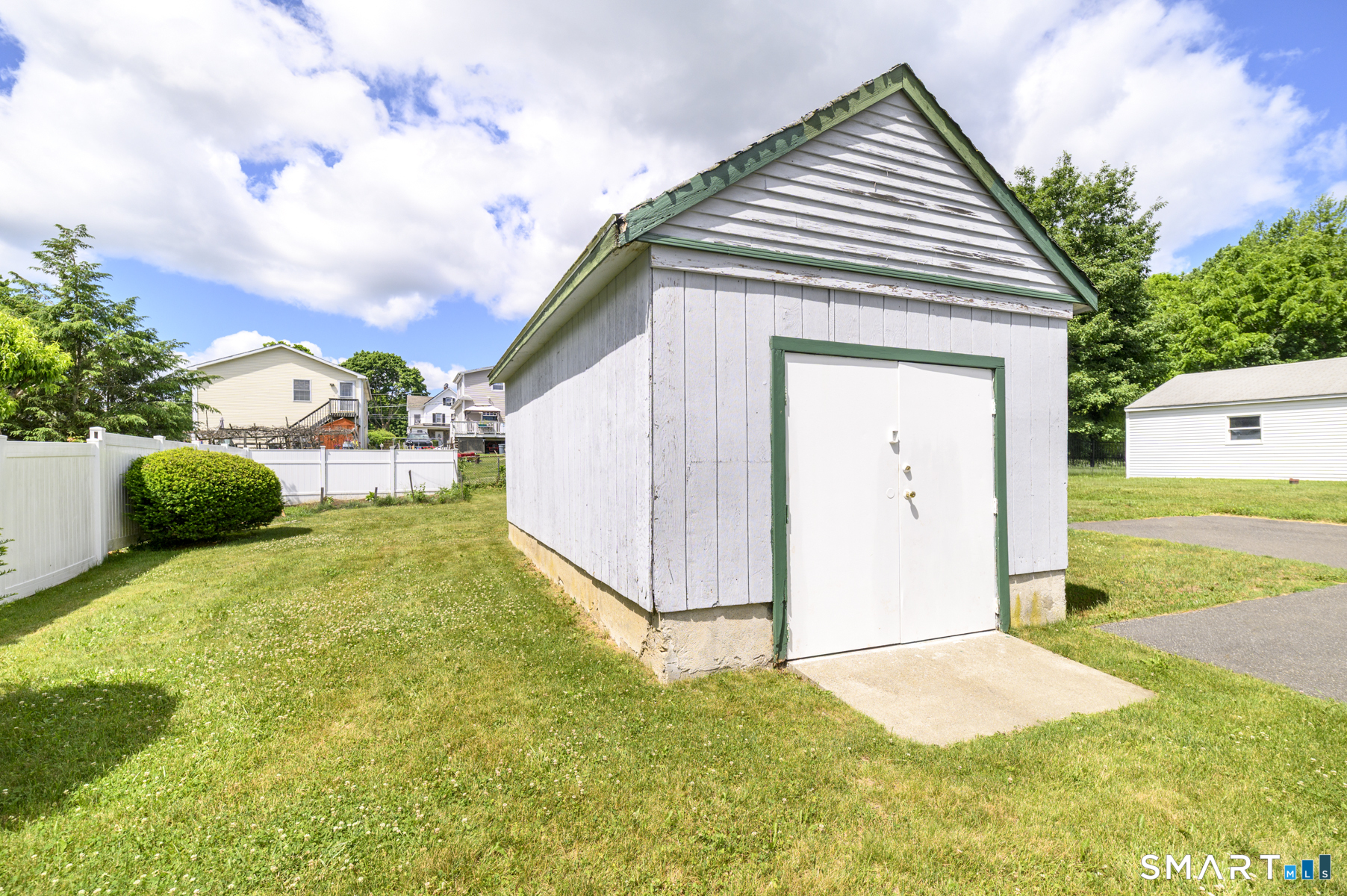 20 Laurel Street Danbury CT 06810