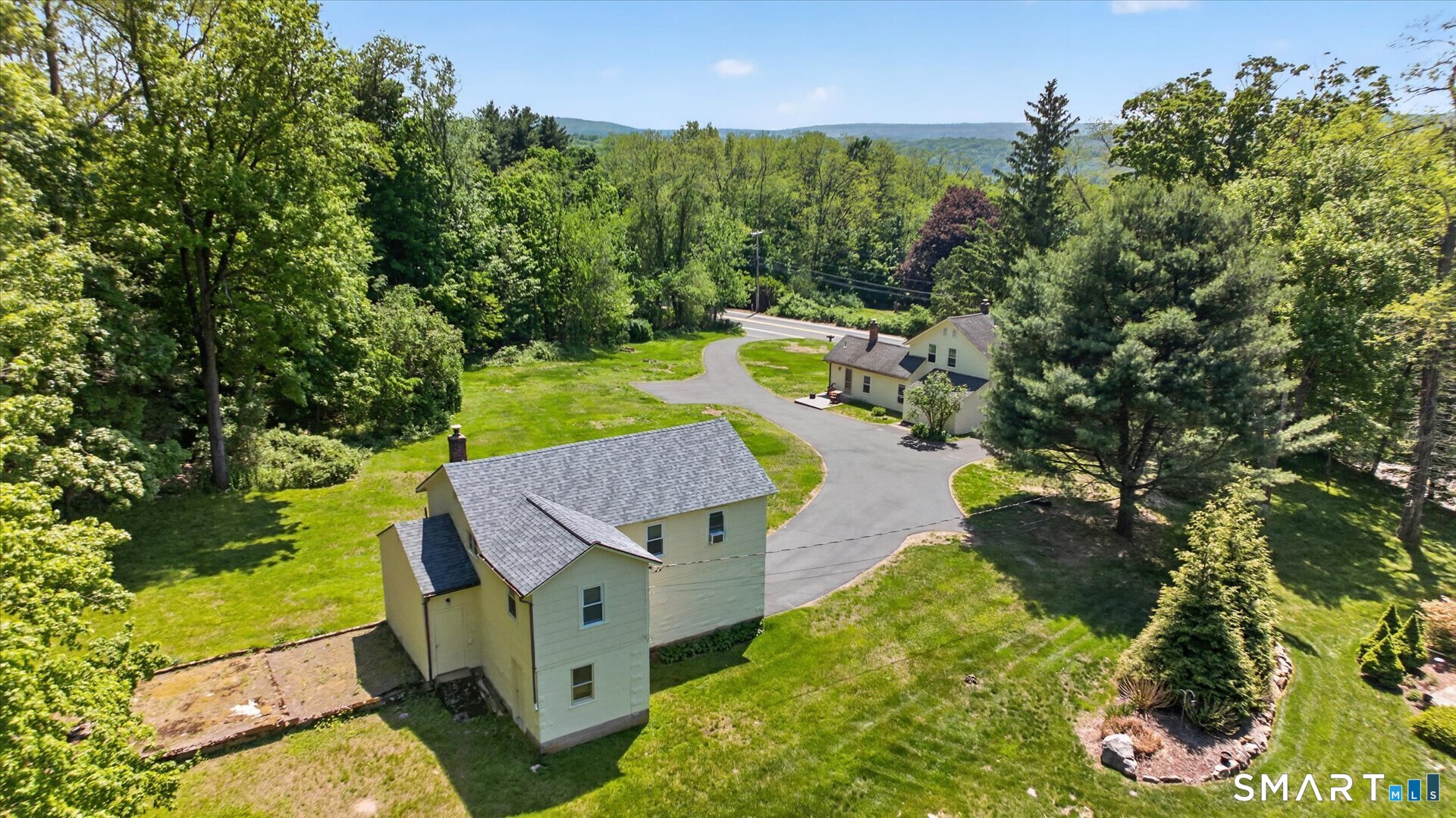20 Huckleberry Hill Road Avon CT 06001
