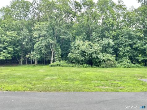 20 Huckleberry Hill Road Avon CT 06001