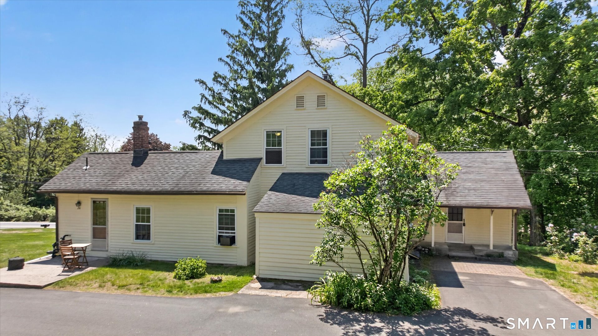 20 Huckleberry Hill Road Avon CT 06001