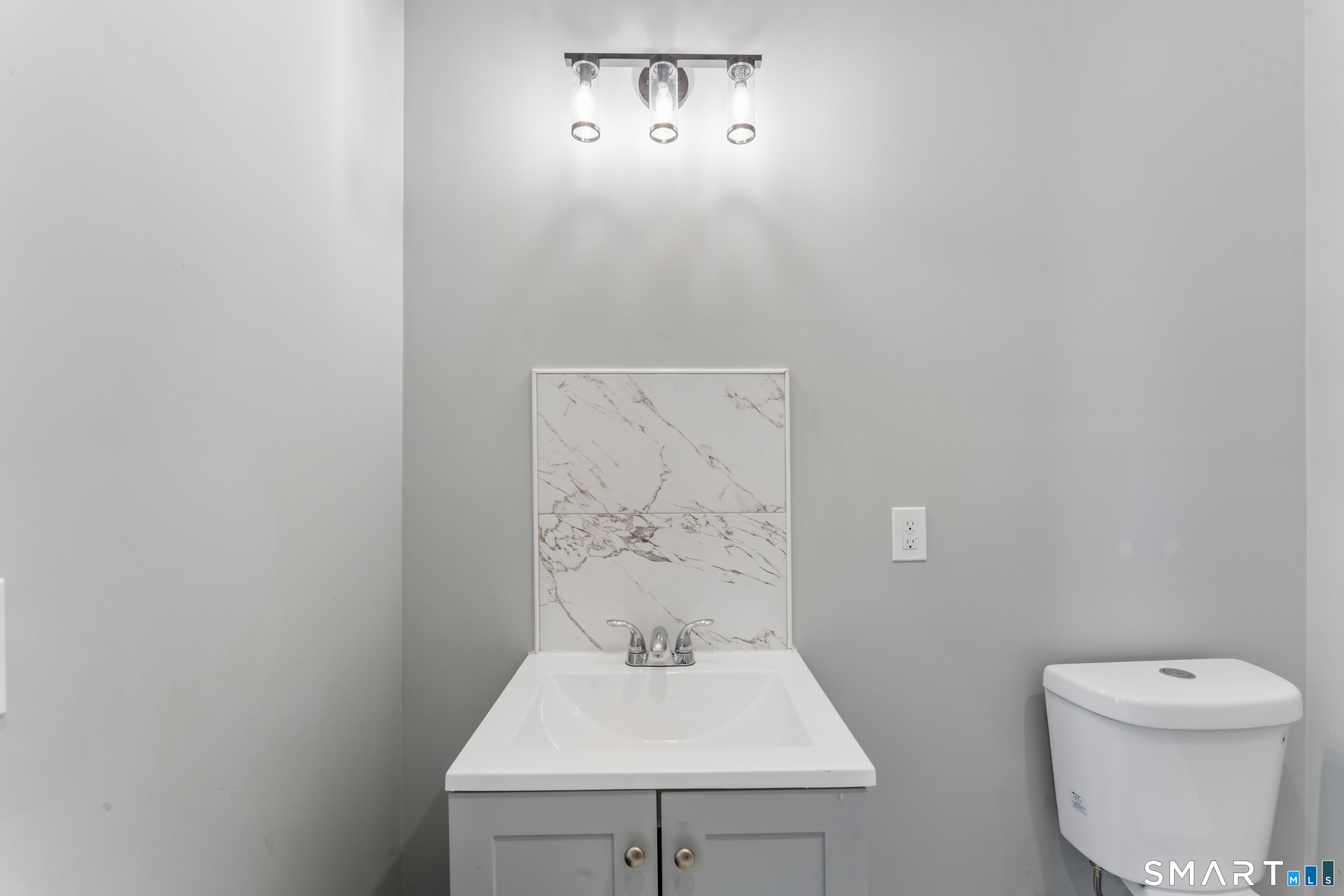202-204 Bunnell Street Bridgeport CT 06607