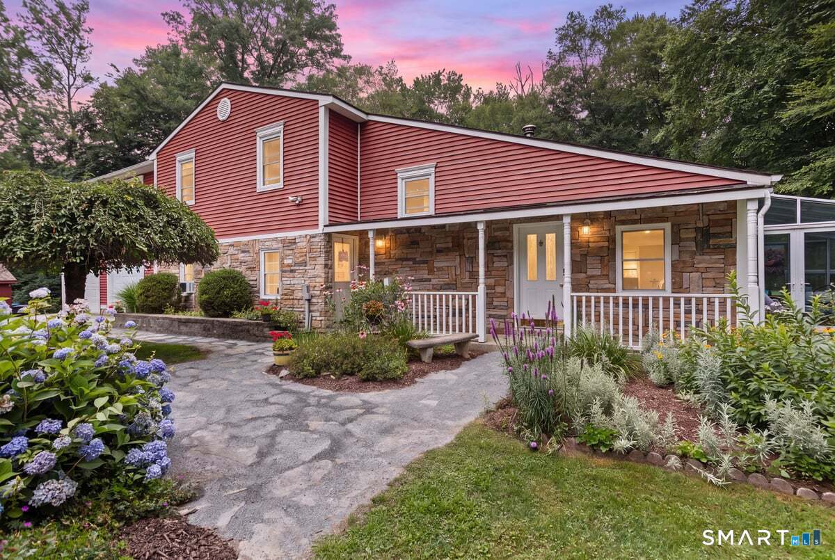 26 Tatnic Hill Road Brooklyn CT 06234