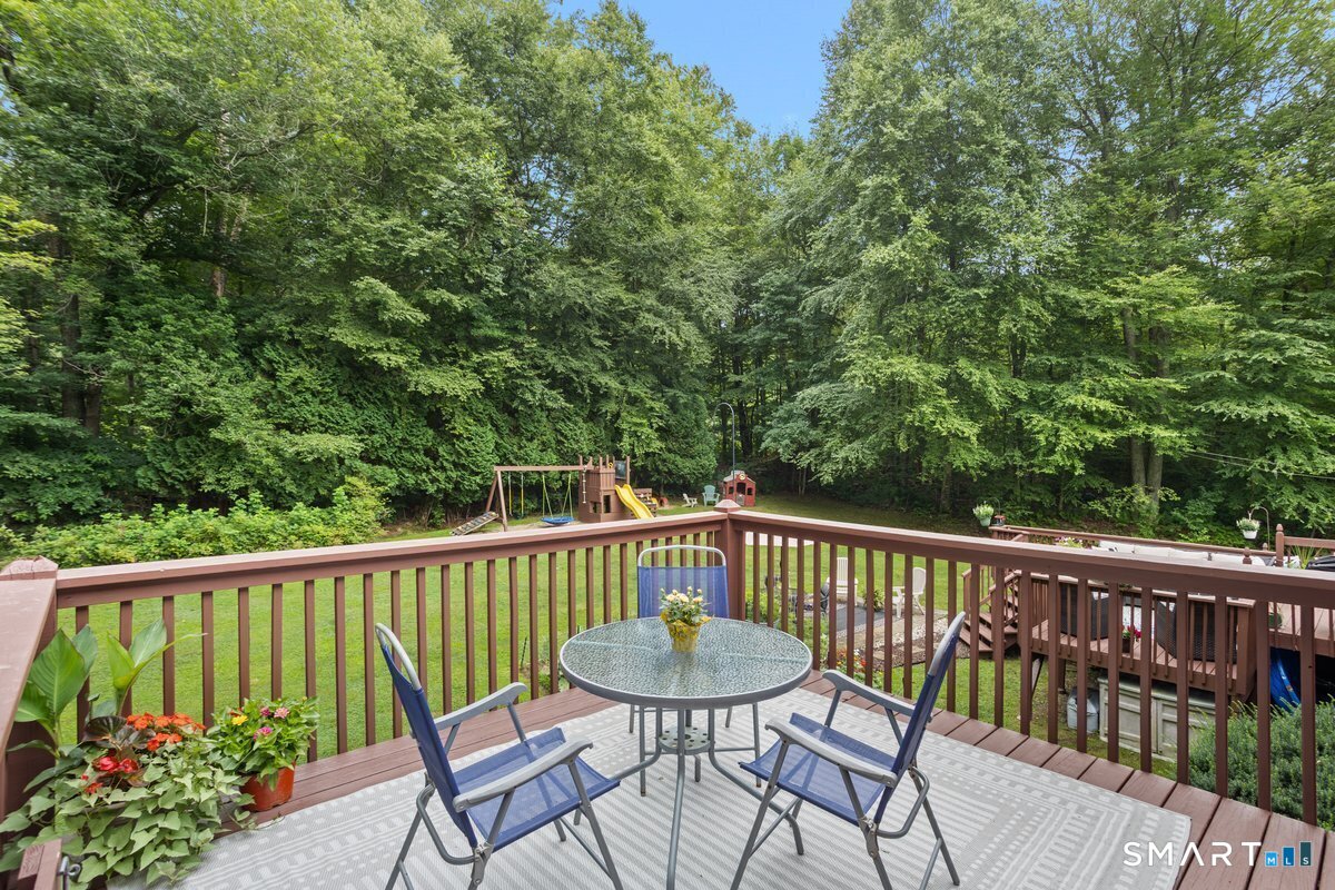 26 Tatnic Hill Road Brooklyn CT 06234