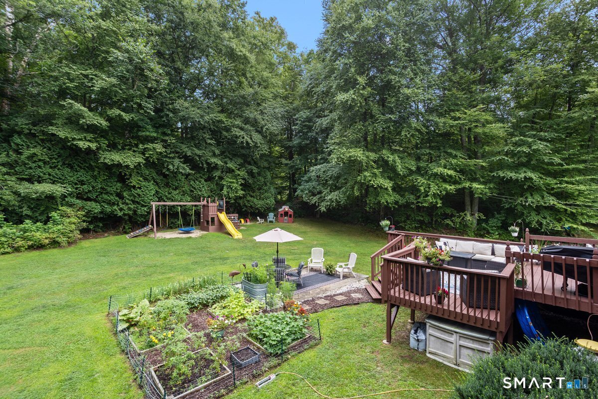 26 Tatnic Hill Road Brooklyn CT 06234