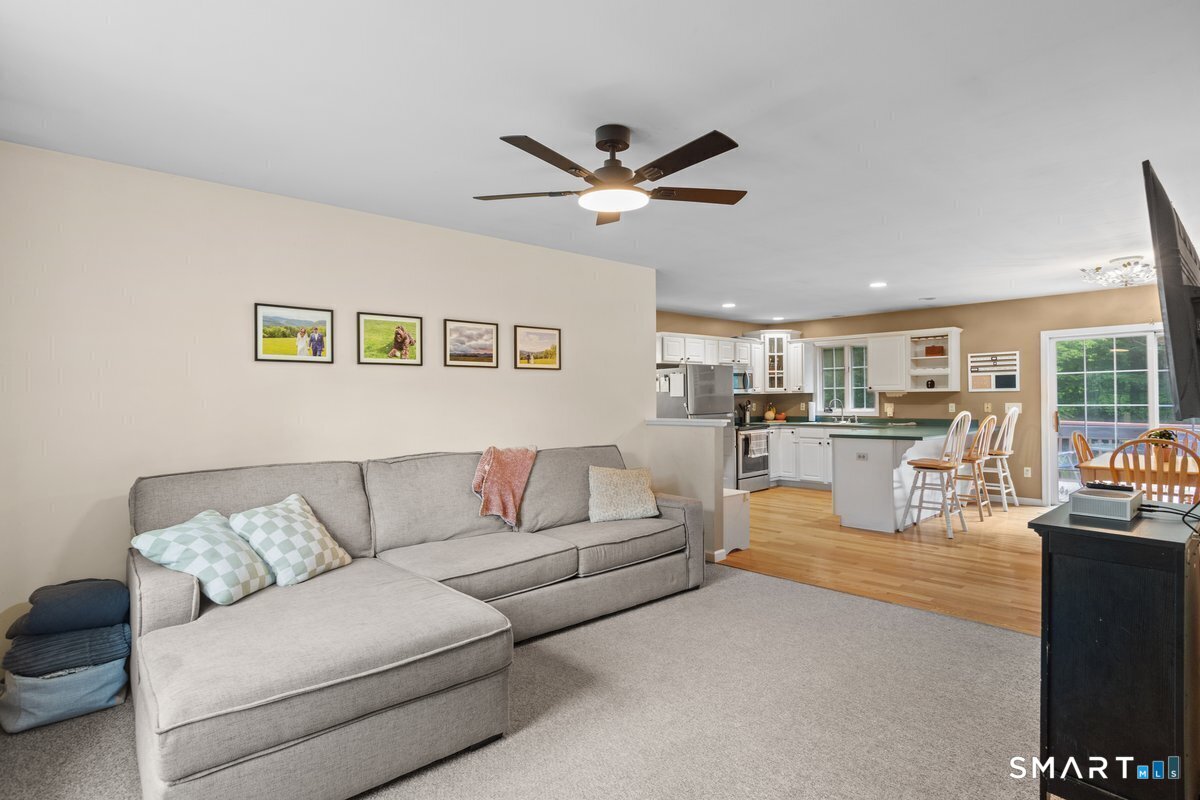 26 Tatnic Hill Road Brooklyn CT 06234
