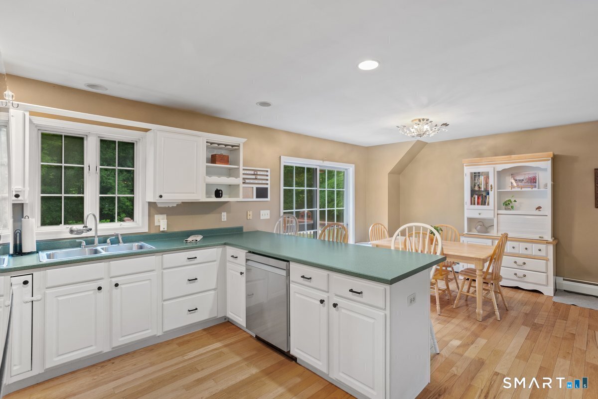 26 Tatnic Hill Road Brooklyn CT 06234
