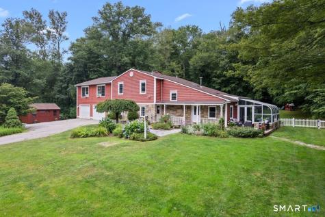 26 Tatnic Hill Road Brooklyn CT 06234