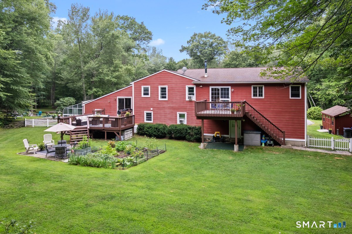26 Tatnic Hill Road Brooklyn CT 06234