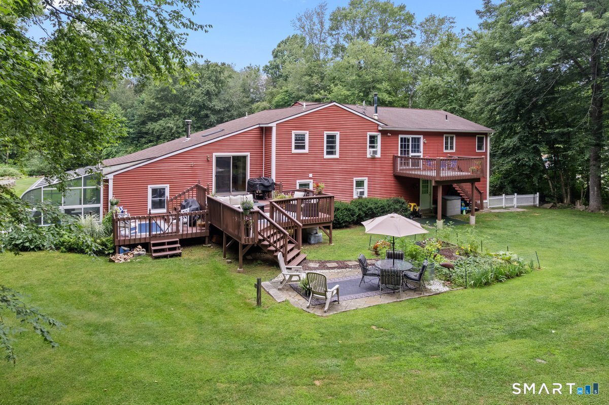 26 Tatnic Hill Road Brooklyn CT 06234