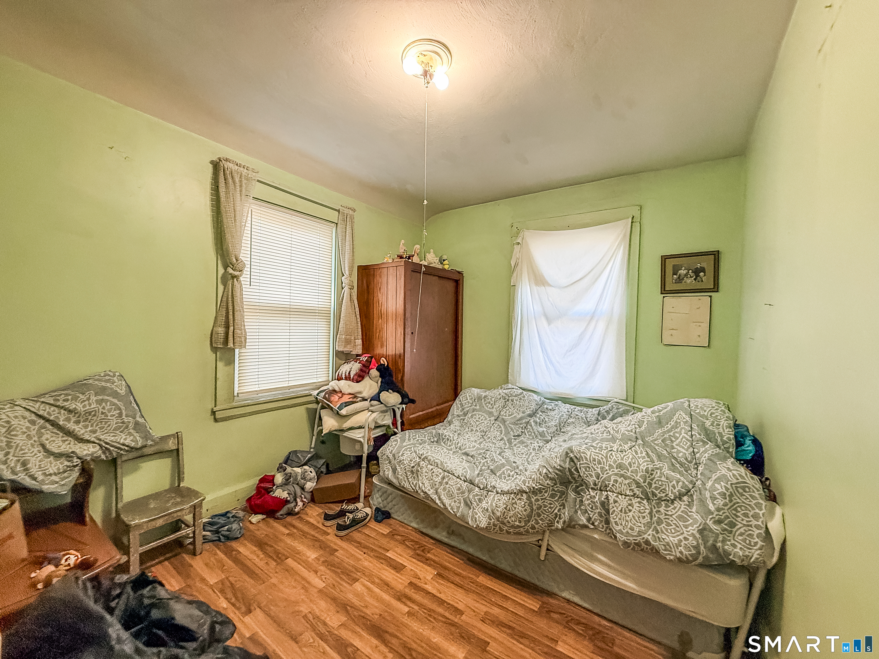 10 Edgewood Street Bristol CT 06010