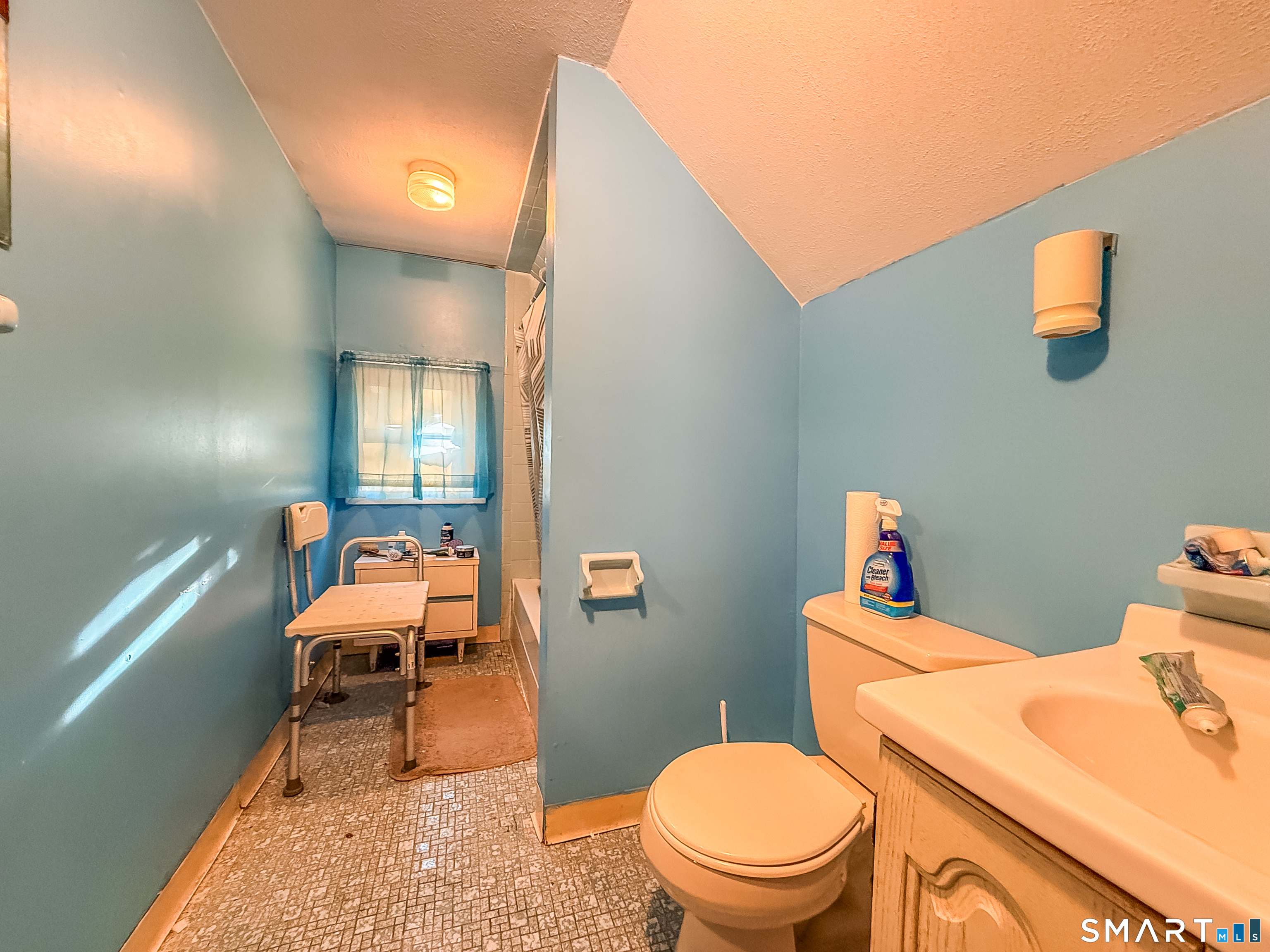 10 Edgewood Street Bristol CT 06010
