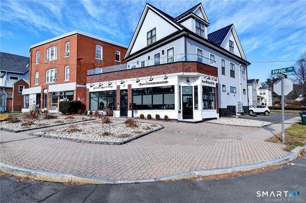 202 Park Road West Hartford CT 06119
