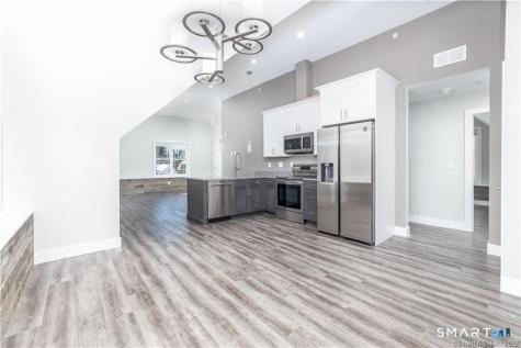 202 Park Road West Hartford CT 06119