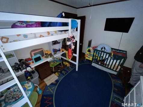18 Hemlock Street Manchester CT 06040