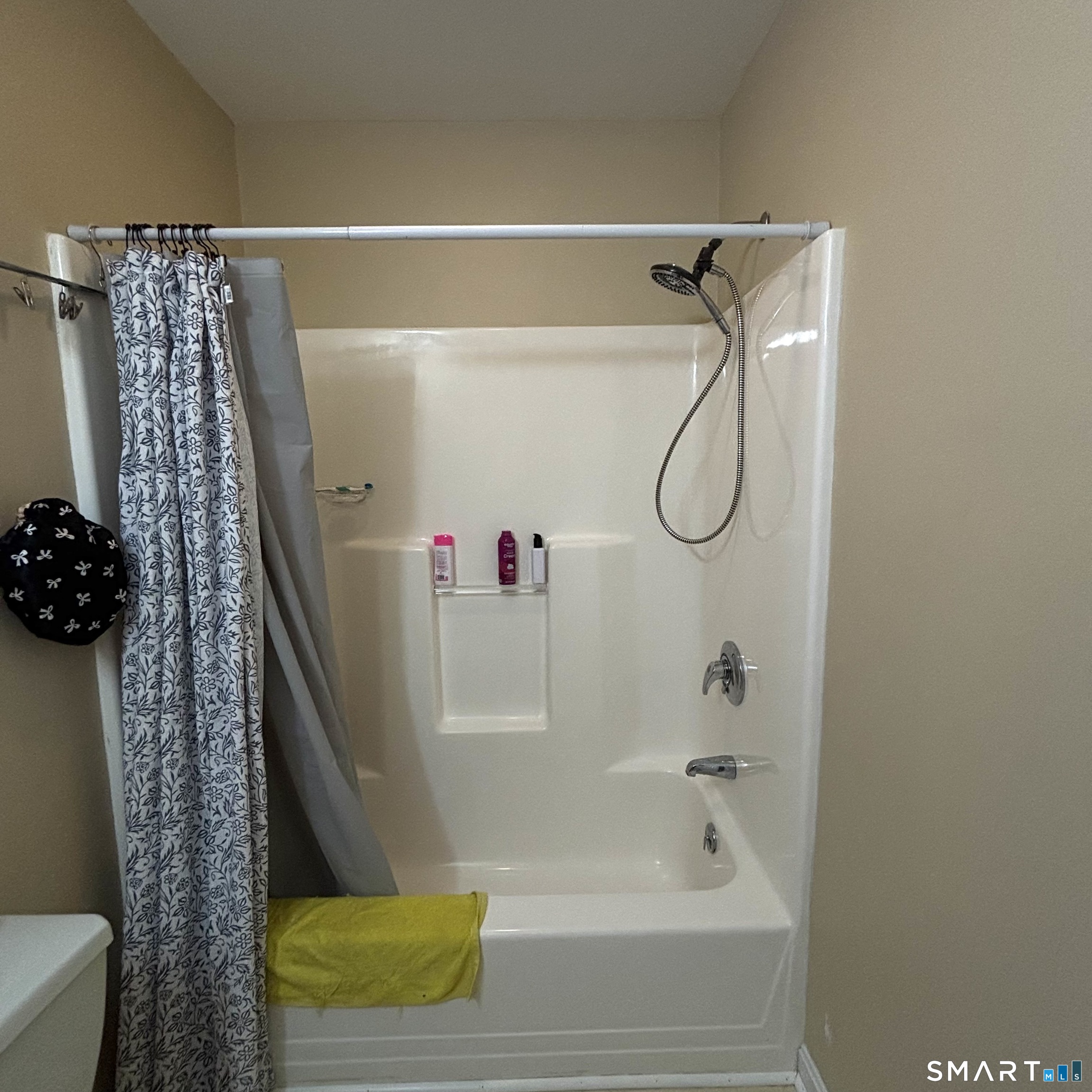 151-153 Golden Street Norwich CT 06360