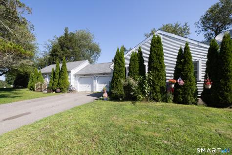 44-46 Beach Park Road Clinton CT 06413