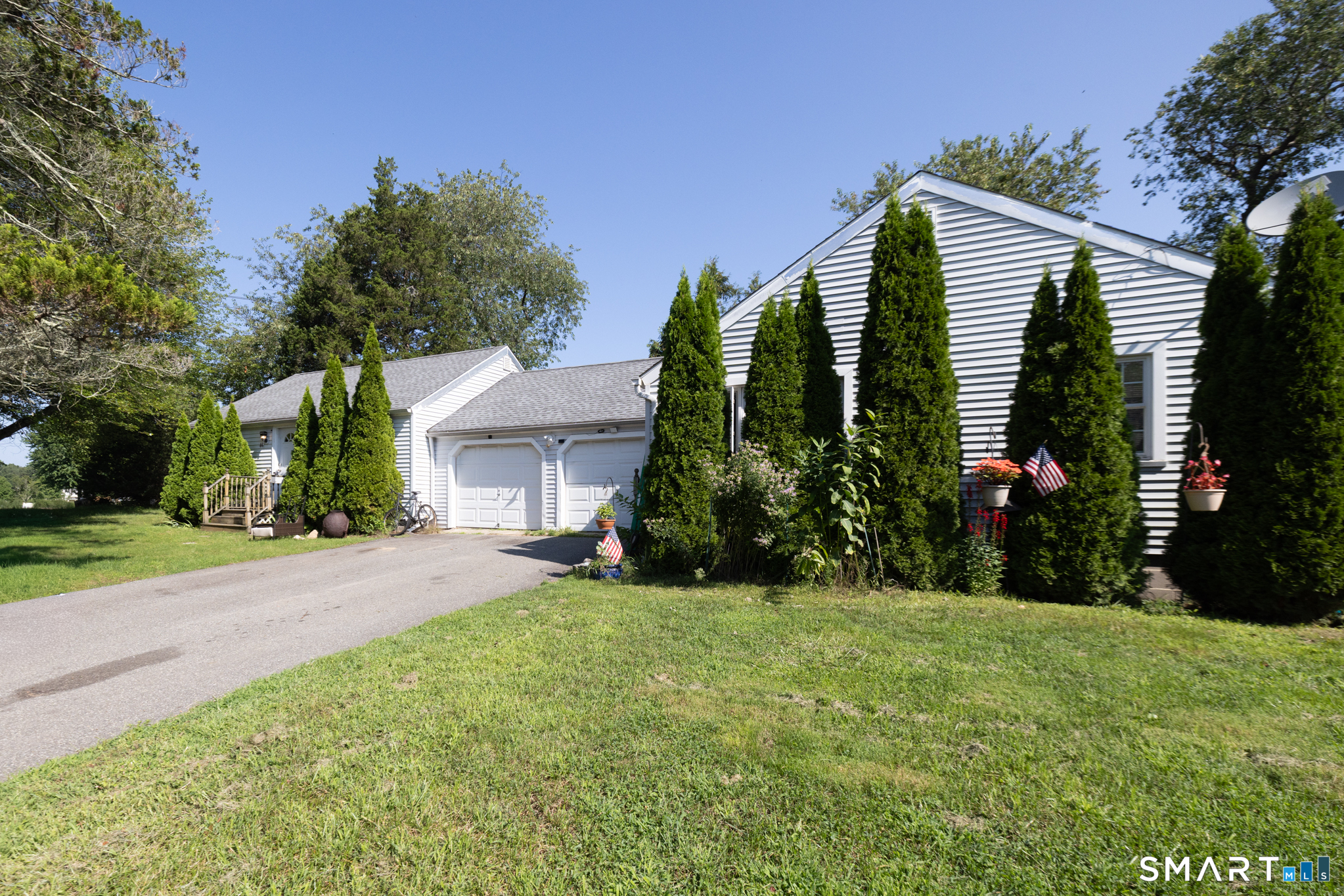 44-46 Beach Park Road Clinton CT 06413