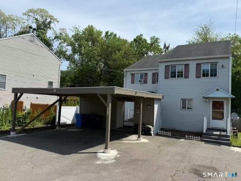 1679 Litchfield Turnpike Woodbridge CT 06525