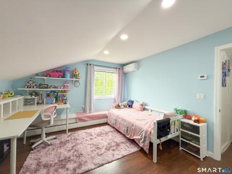 1679 Litchfield Turnpike Woodbridge CT 06525