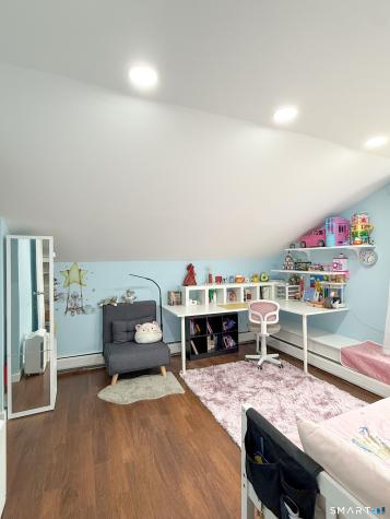 1679 Litchfield Turnpike Woodbridge CT 06525