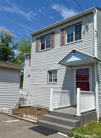 1679 Litchfield Turnpike Woodbridge CT 06525