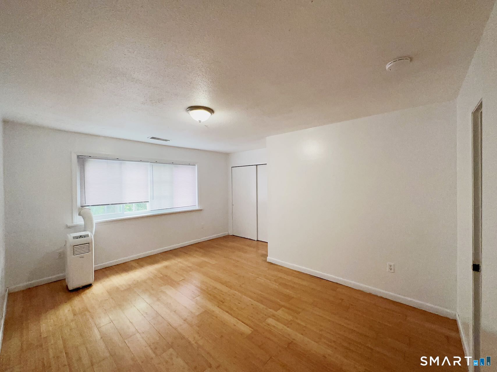 1679 Litchfield Turnpike Woodbridge CT 06525