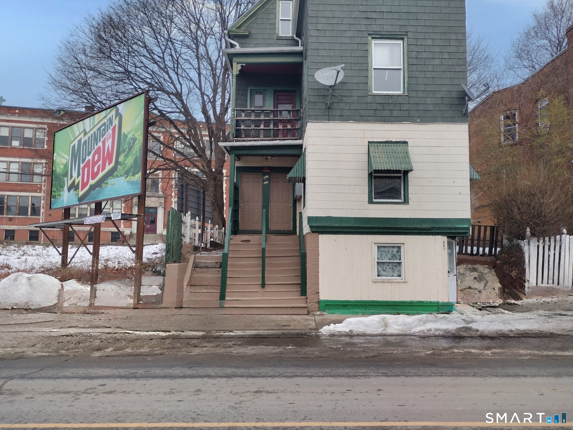 807 East Main Street Waterbury CT 06705