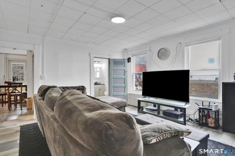 11 Addison Street Bristol CT 06010