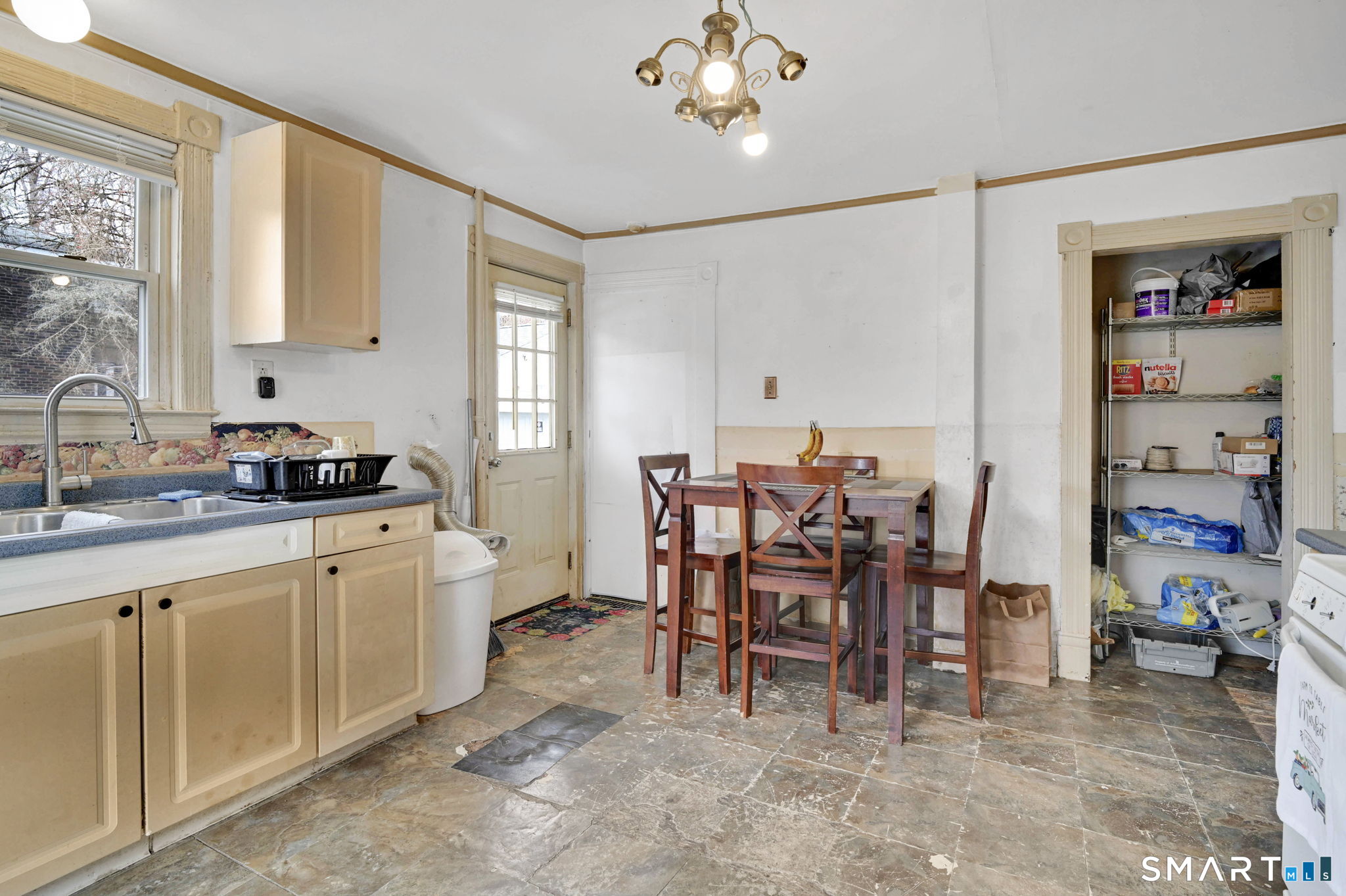 11 Addison Street Bristol CT 06010