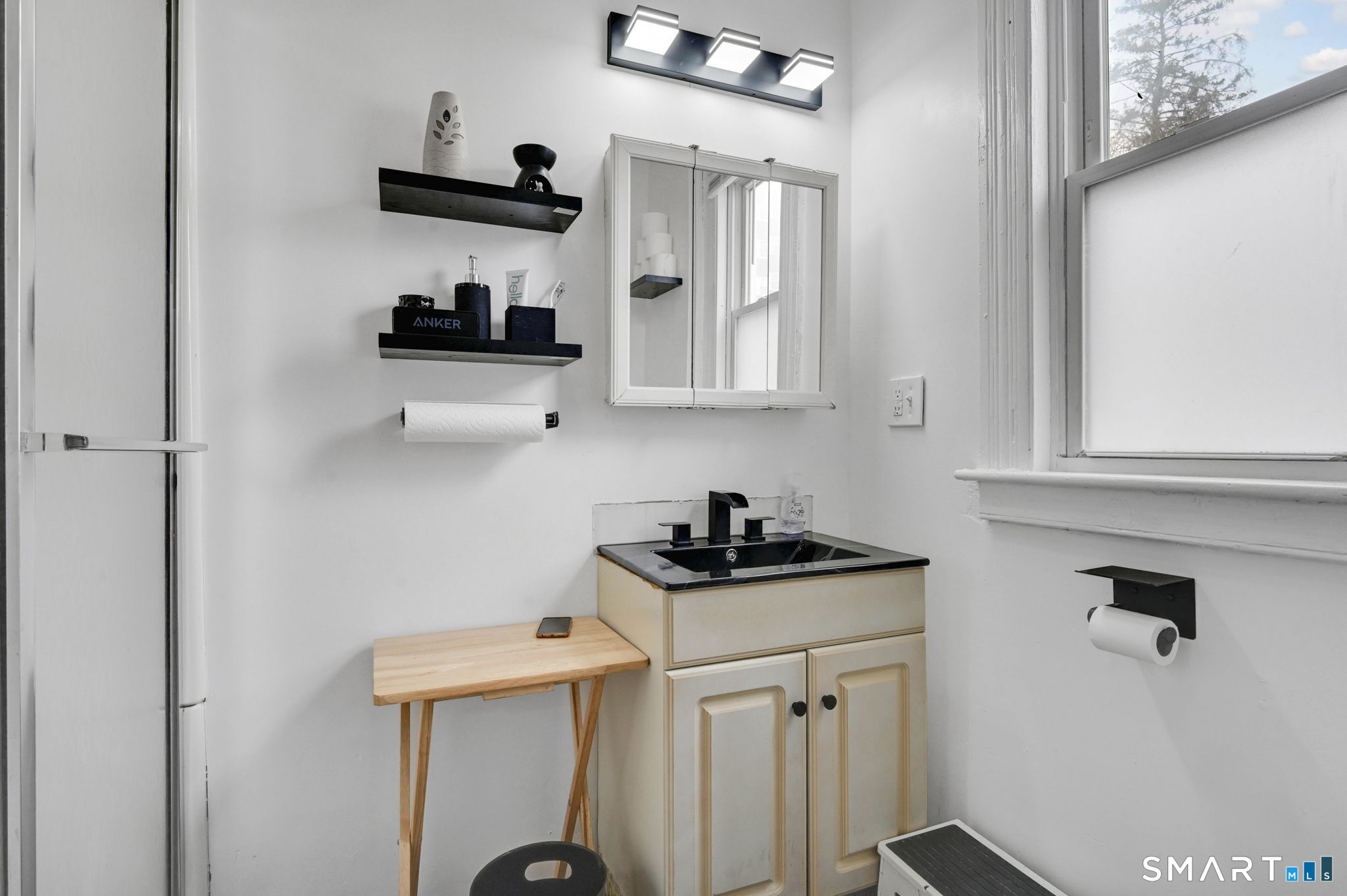 11 Addison Street Bristol CT 06010