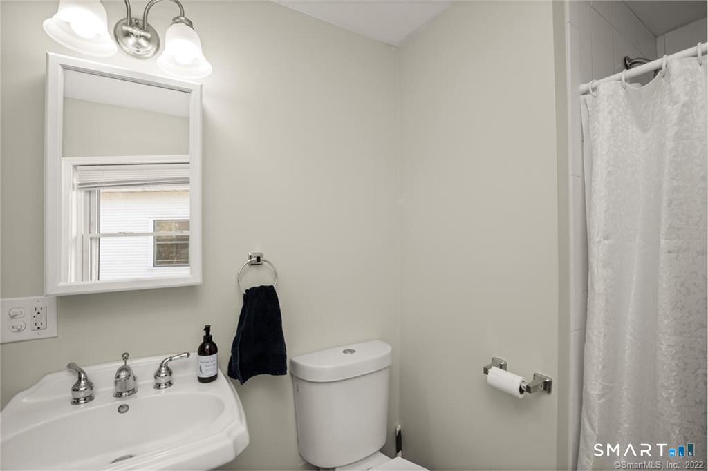 26 Grove Street Ansonia CT 06401