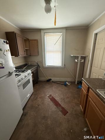 32 Clinton Avenue New Haven CT 06513